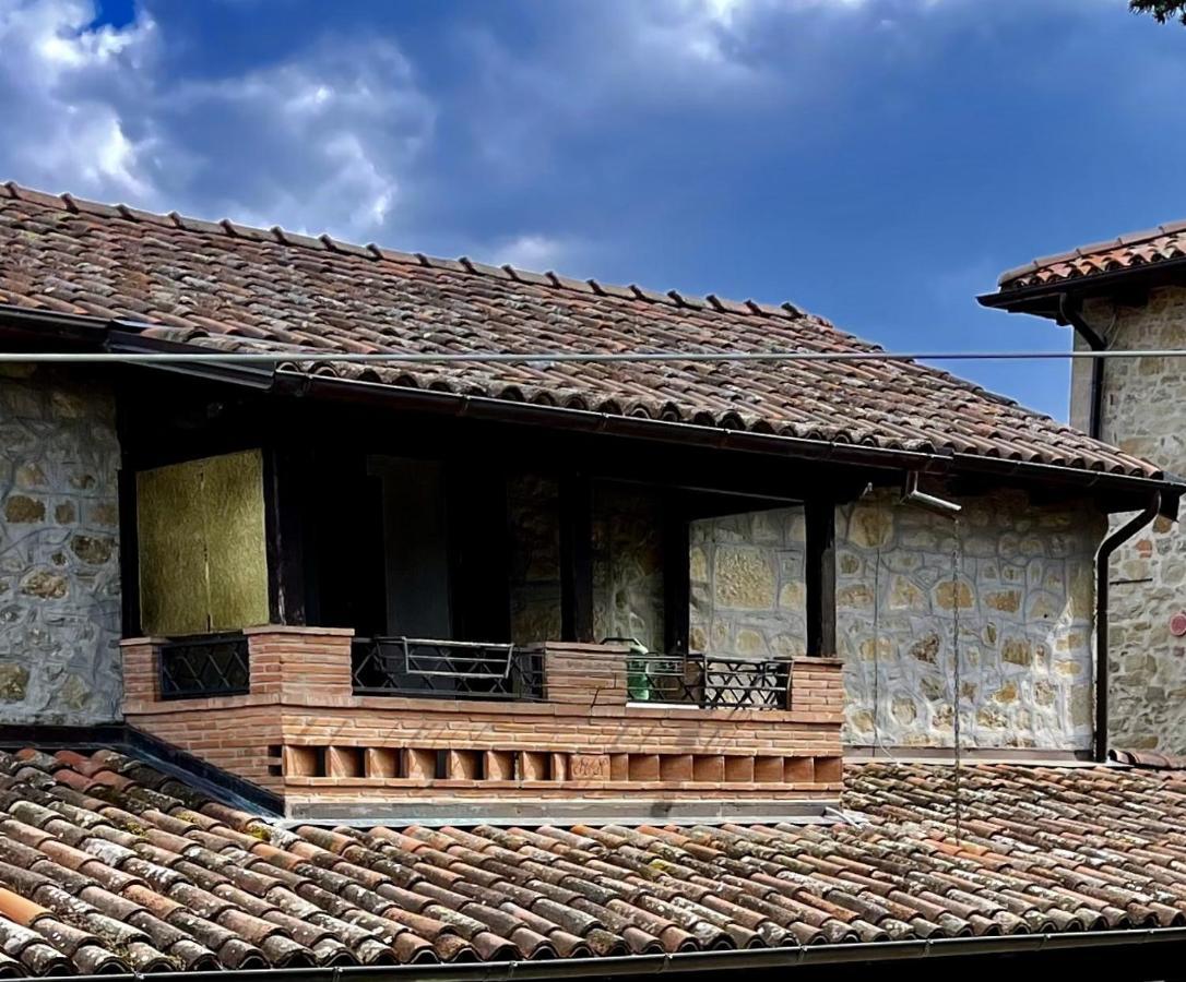 Mazzetti Country House-Vita In Campagna Con Giardino Vimignano-Chiesa Exterior photo